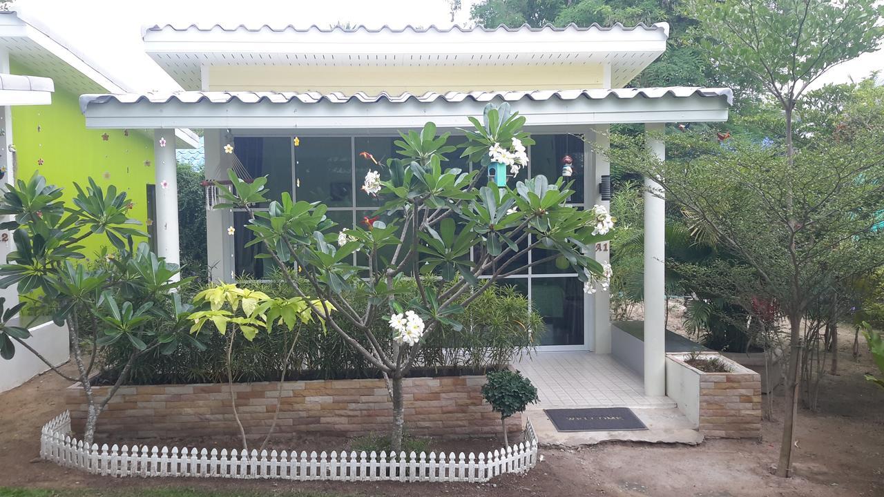 体育酒吧和度假酒店 Pak Chong 外观 照片